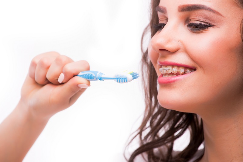 Можно ли электрическую зубную щетку с брекетами можно ли ингалятор при насморке детям